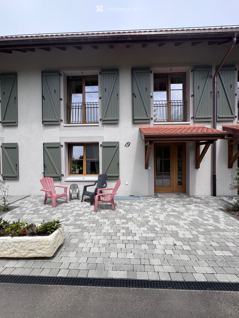 Maison mitoyenne à Croix-de-Rozon (1)