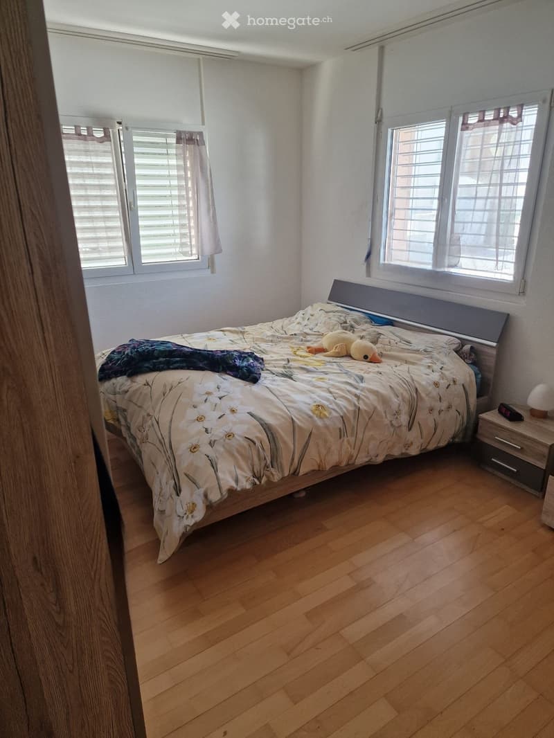 Très bel appartement 3.5p avec pelouse et terrasse à Bramois (5)