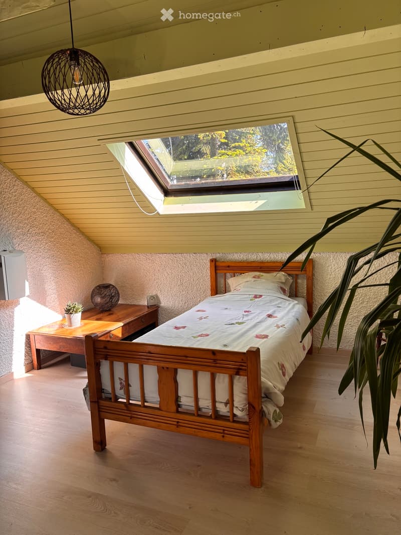 Chambre meublée (3)