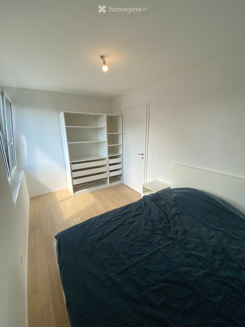 Chambre meublée (1)