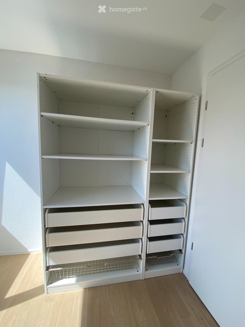 Chambre meublée (3)