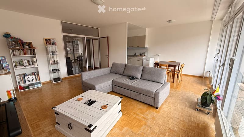 Bel appartement lumineux 2.5 pièces au 3ème à St-Imier (2)