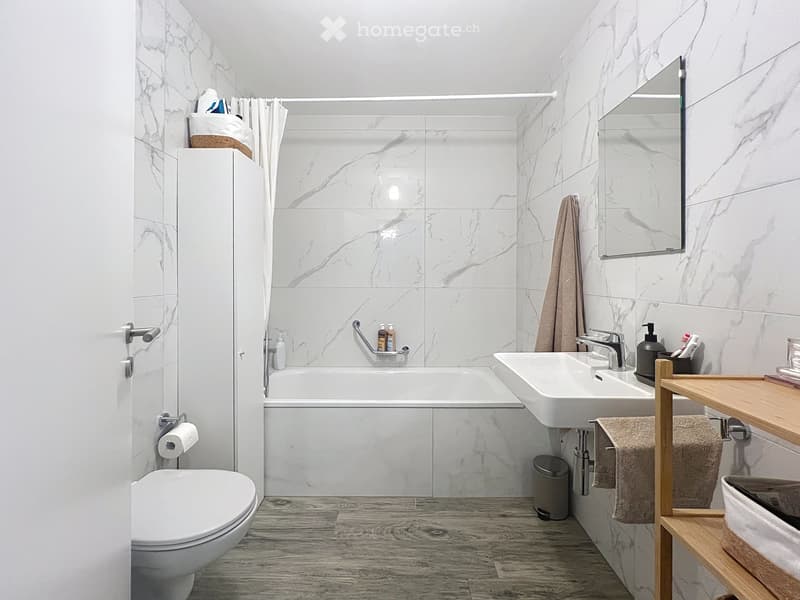 Appartement 2.5 pièces avec place parc (2)