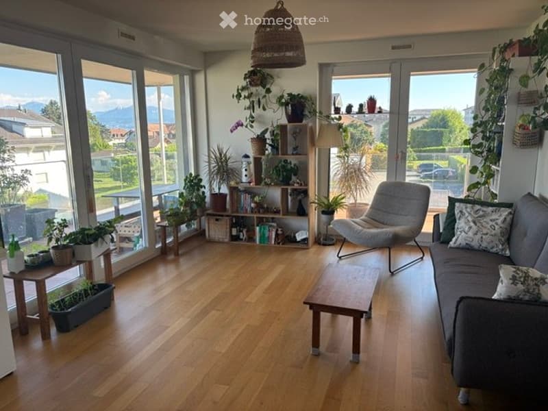 Appartement 3.5p avec vue à St Sulpice (2)
