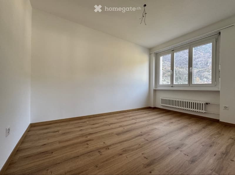 Rent a 4 Rooms Apartament in Naters (2)