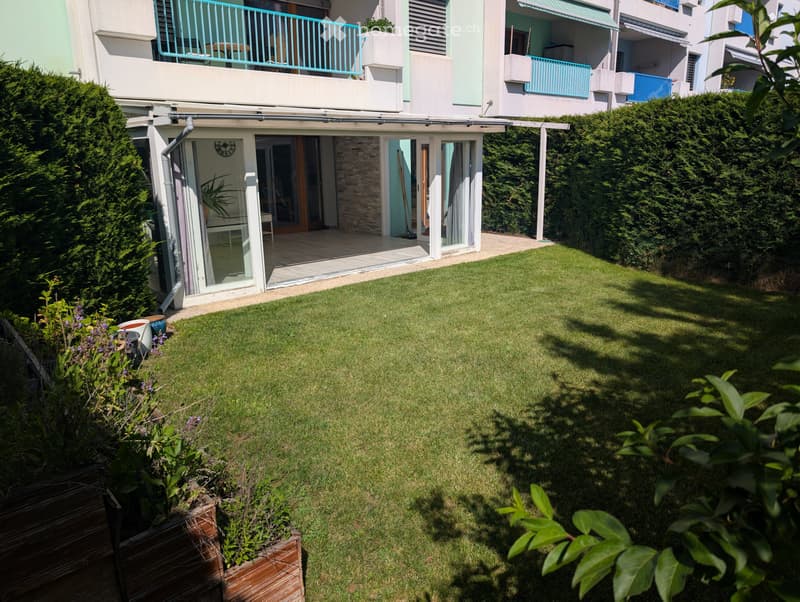 Rare à Sion : 2.5 pièces avec jardin privatif et garage box (2)
