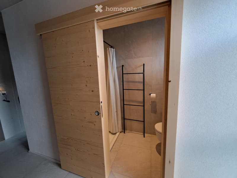 Chambre meublée avec place de parc intérieure à Châtel (4)