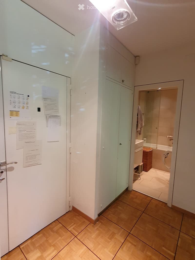 Appartement de 3 pièces à Champel. Reprise de bail Urgent! (2)