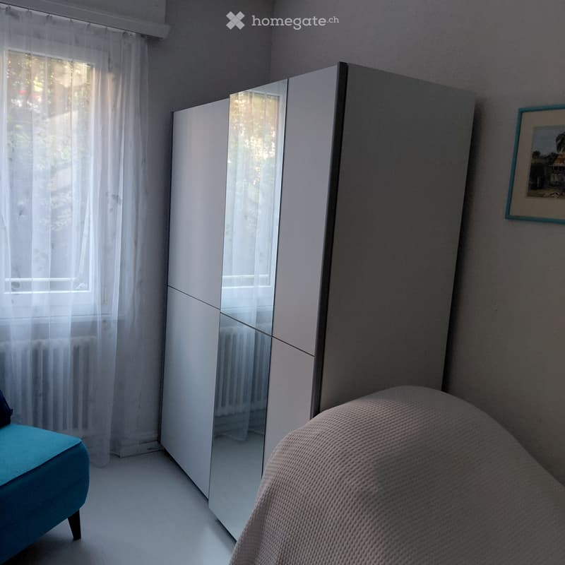 Chambre meublée avec literie (4)