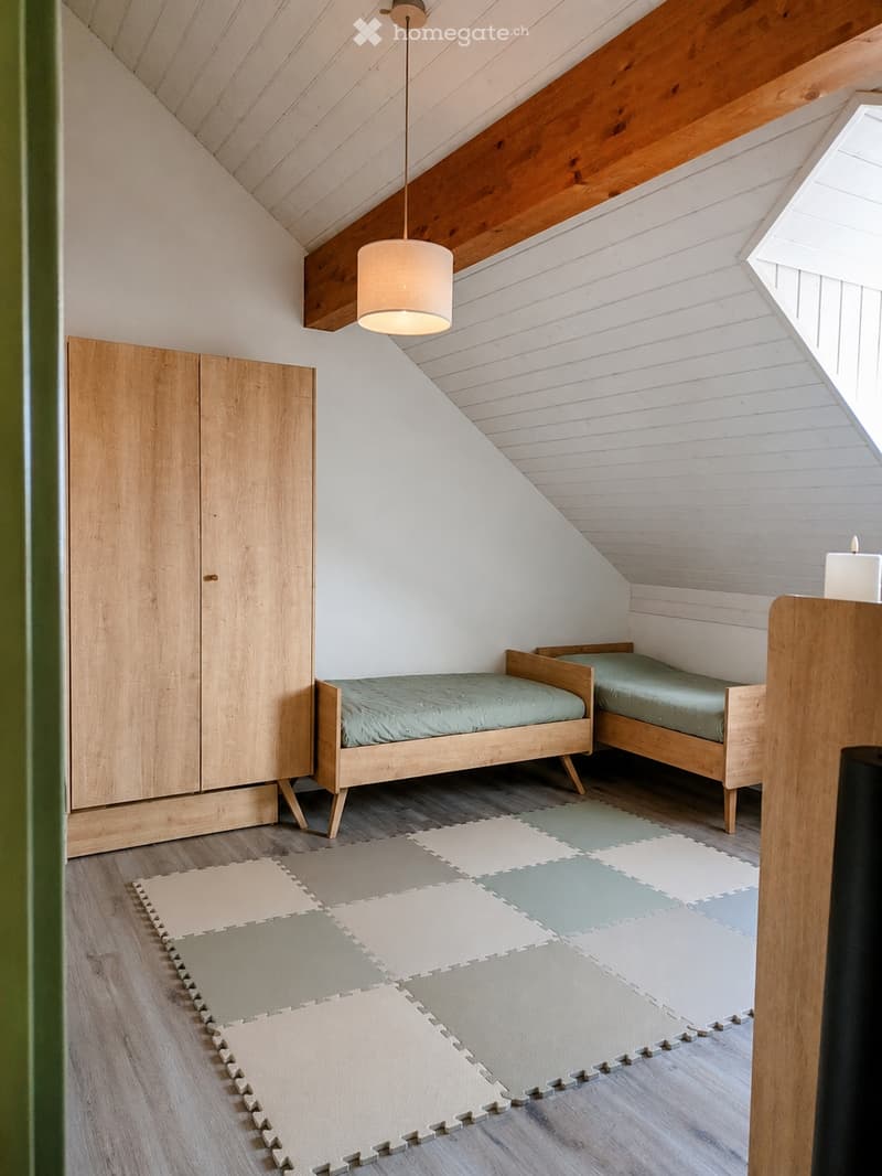 Eclagnens : 4 p ½, duplex, 120m², 2339.- (5)