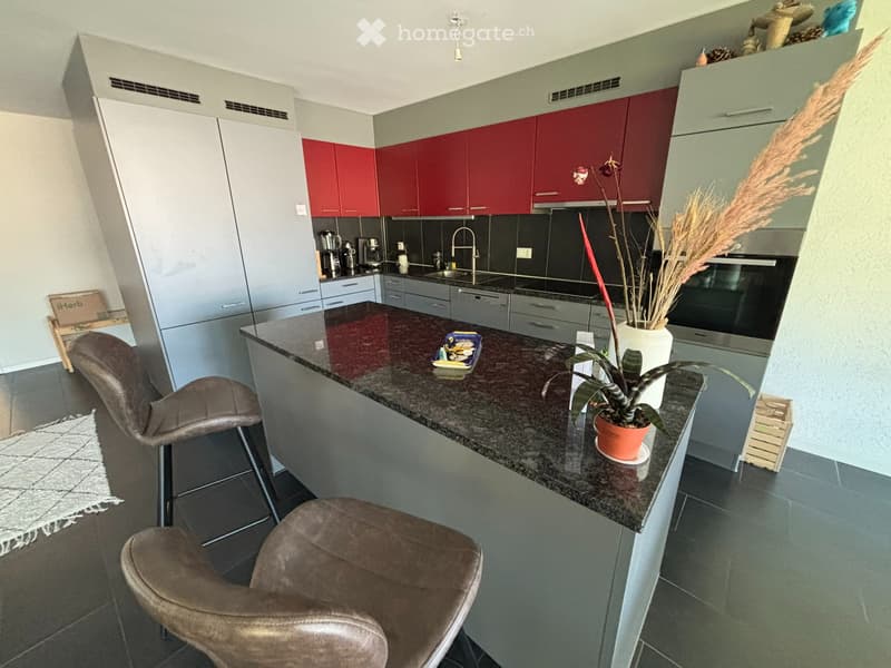 Appartement de 4.5 pièces avec grand balcon à Cornaux (3)