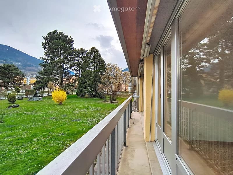 Très jolie et grand 4.5 pièces de 120 m² au 1er étage (2)