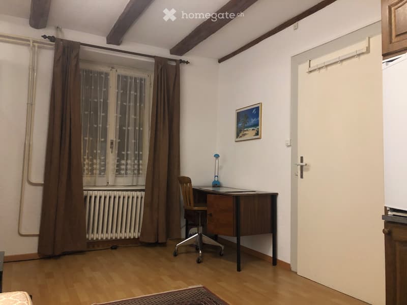 Zimmer mit separatem Eingang (2)