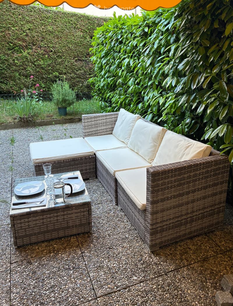 Studio + terrasse à 2 mn de la gare de la Conversion (5)