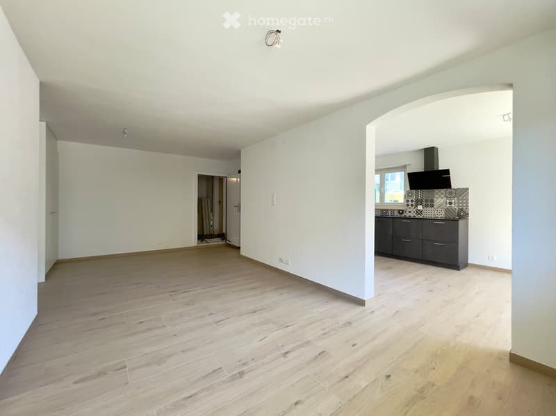 Moutier, Courtine 12 - Grand 3,5 pièces avec petite terrasse (3)