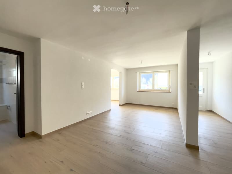 Moutier, Courtine 12 - Grand 3,5 pièces avec petite terrasse (4)