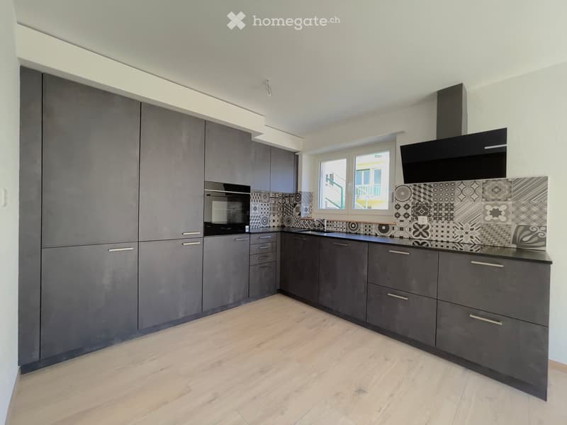 Moutier, Courtine 12 - Grand 3,5 pièces avec petite terrasse (9)