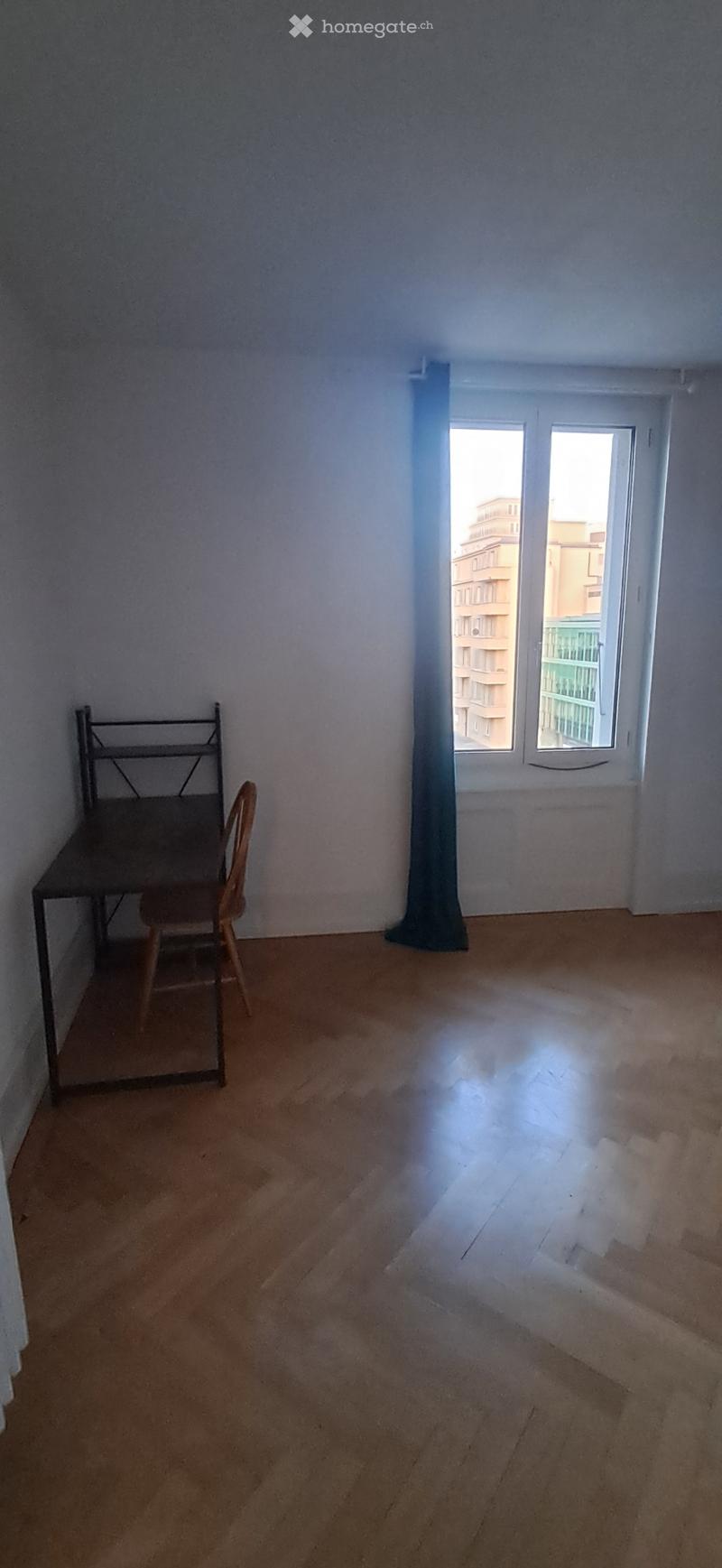 Chambre en sous-location avec balcon (3)