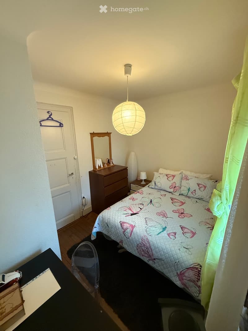 Chambre à louer dans une maison (2)