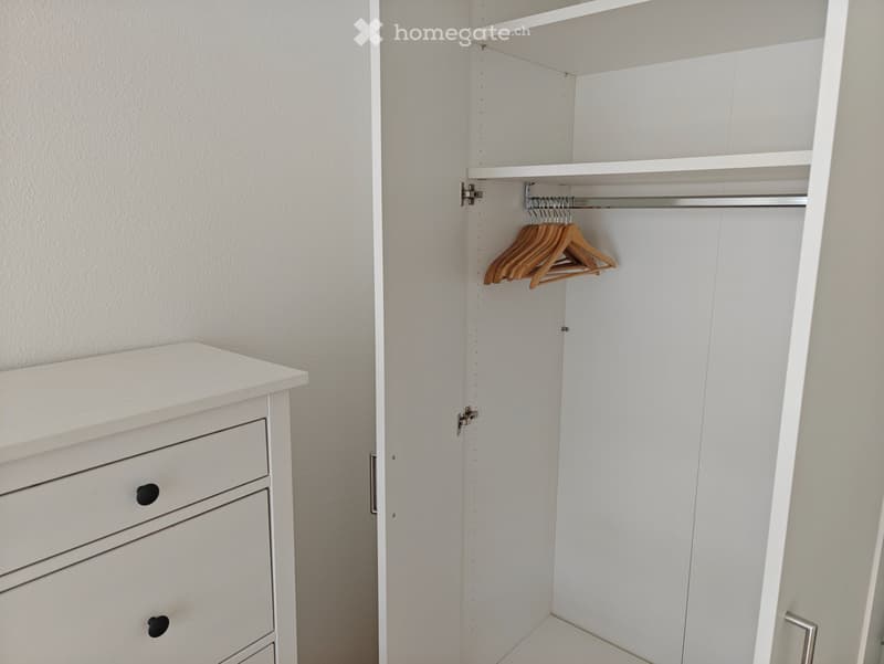 Chambre à louer dans 5-pièces (4)
