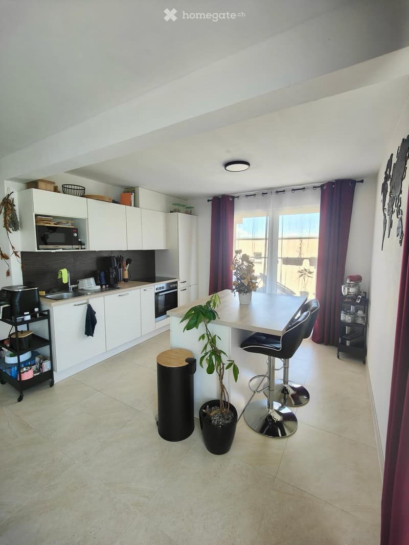 Appartement 3.5 pièces de 90 m² à Vesin (2)