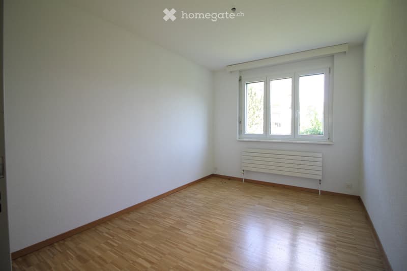 Moutier, Petit-Val 14 - Grand 4,5 pièces (2)