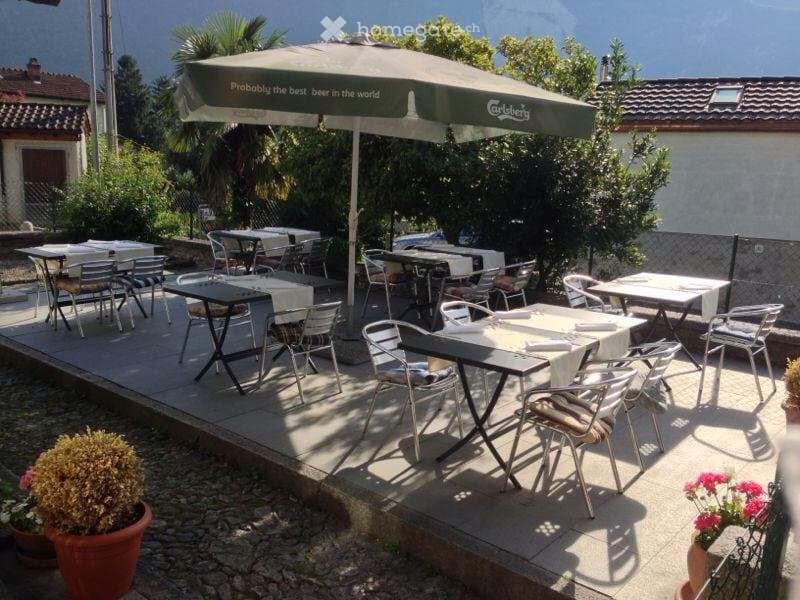Privato vende casa con Taverna in Bellinzonese (2)