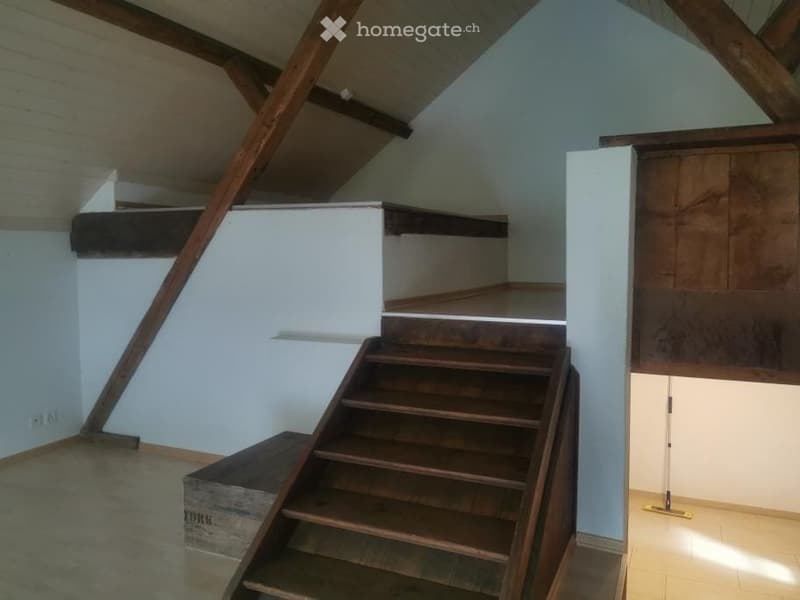 auf 1. Juni bezugsbereiter Hausteil/ Wohnung (4)