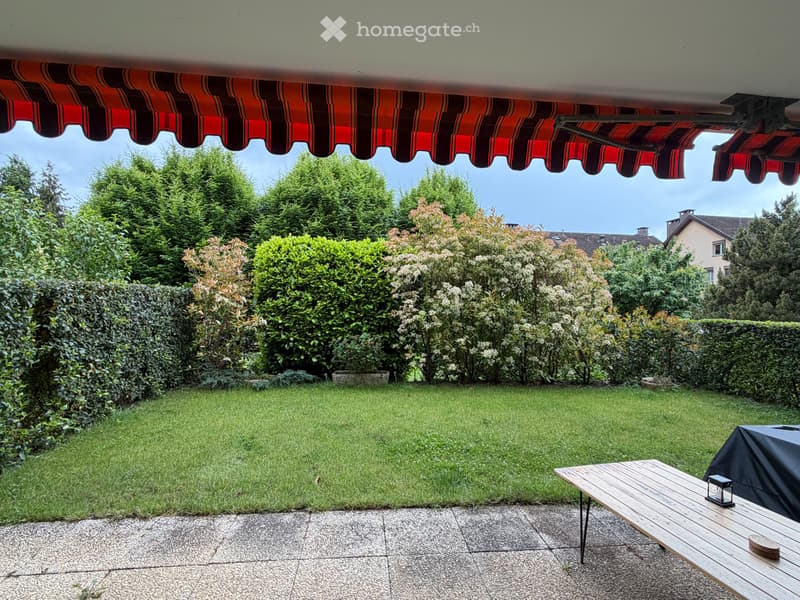 Appartement à Pully avec grande terrasse et jardin (1)