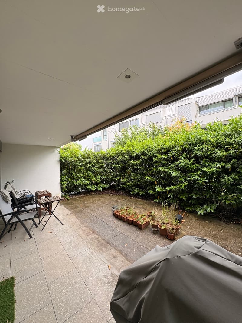 Appartement de 2,5 pièces situé au rez-de-chaussée (3)