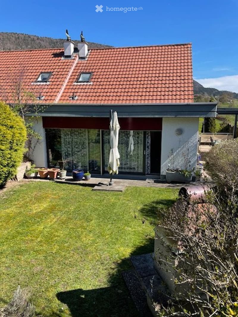 Magnifique maison jumelée à vendre à Reconvilier (1)