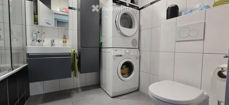 Appartement 4.5 pièces rénové avec balcon Vétroz (3)