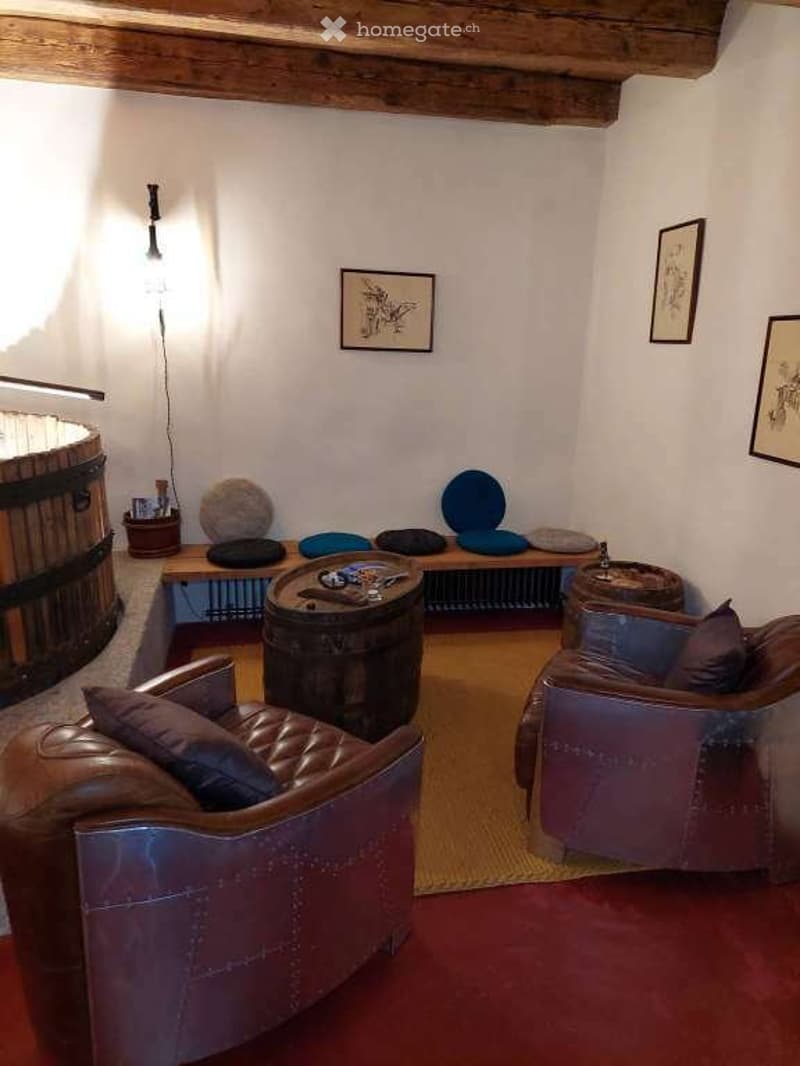 Chambre meublée à louer au mois (5)