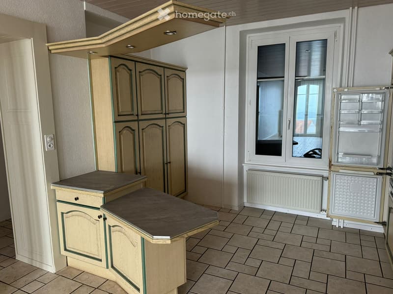 Corcelles petit immeuble calme appartement 3 pièces 80 m2 (2)