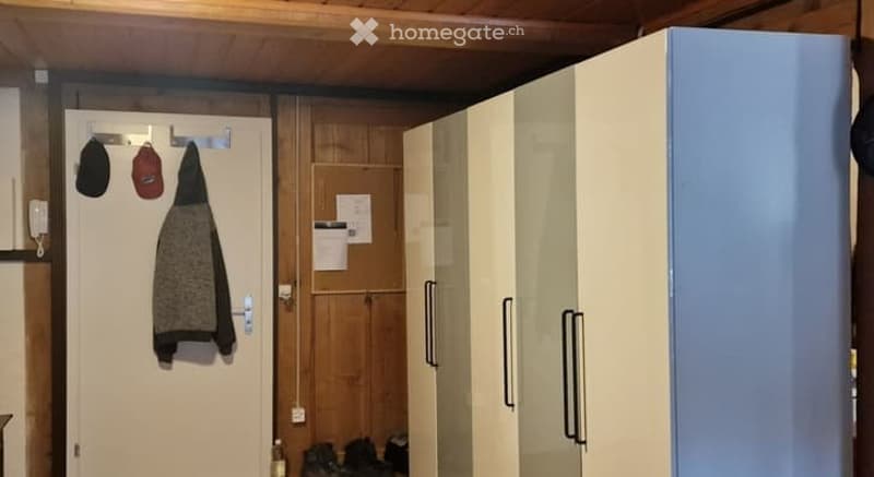Studio (Möbliert) zu vermieten (2)