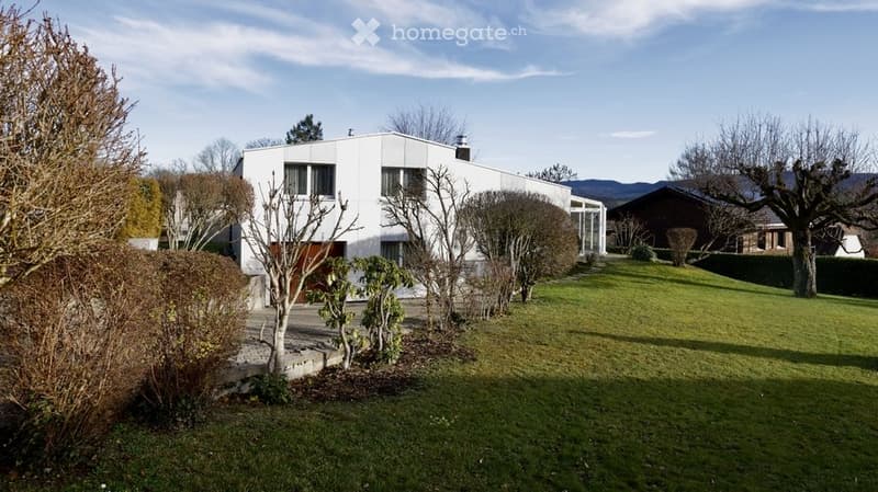 Maison familiale avec beau terrain situé au calme (1)