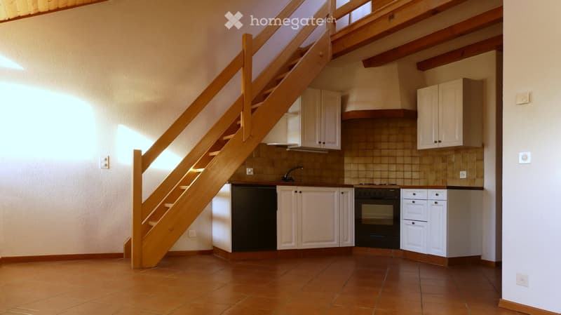 A louer studio avec mezzanine à Oron-la-Ville (1)