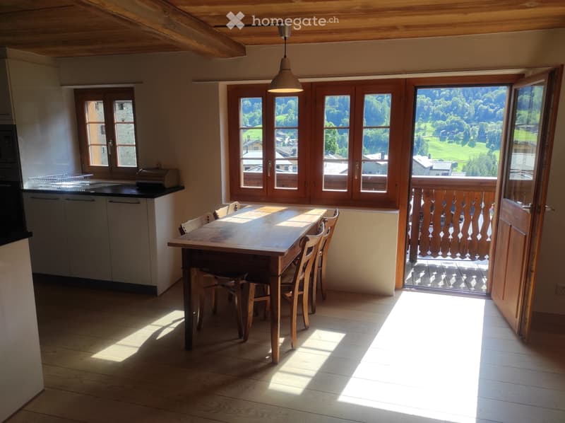 Bel appartement de 2,5 pièces dont une pièce en mezzanine (3)