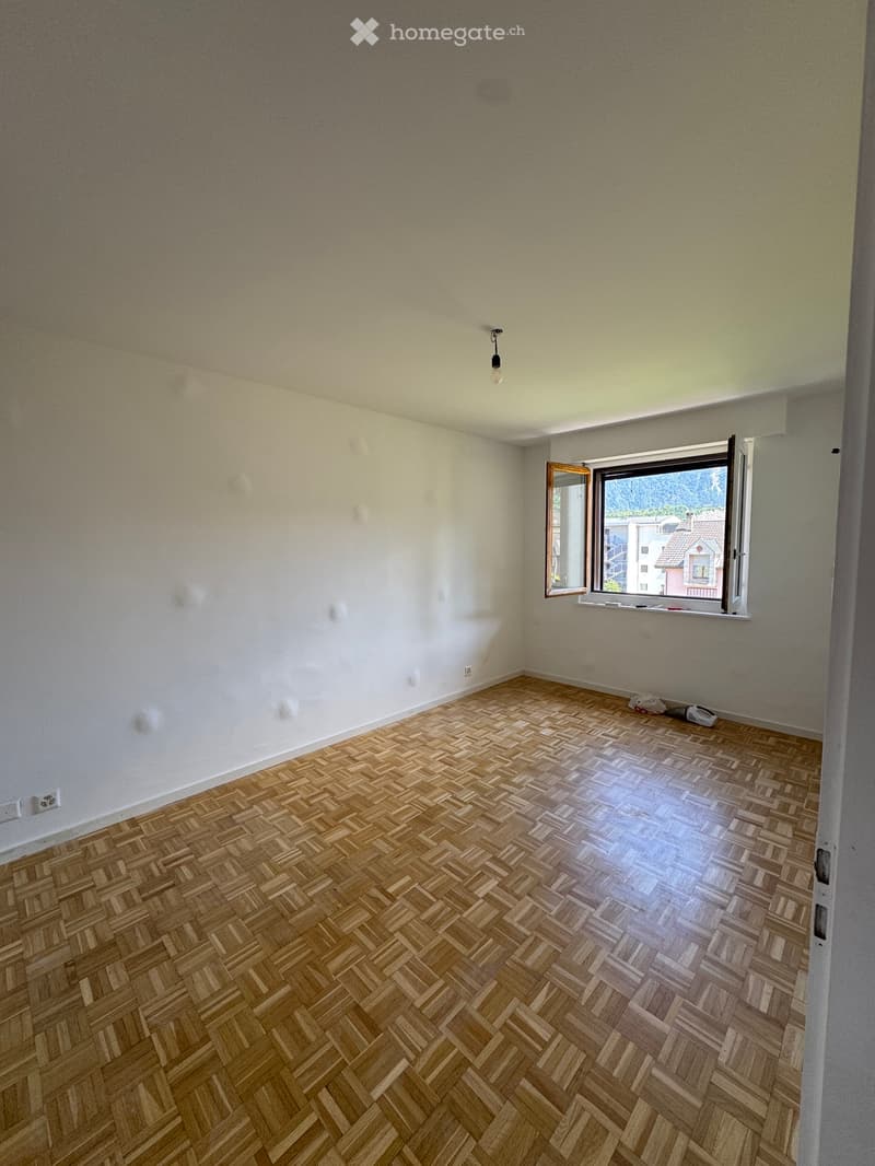 À louer à Massongex appartement refait 2.5 PCES (4)