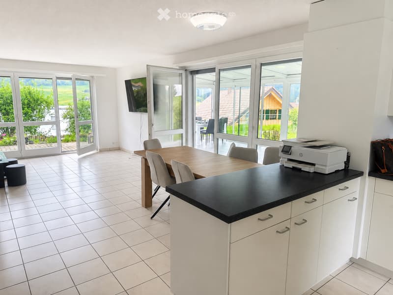 Grosszügiges 5.5-Zimmer-Haus mit 500 m² Gesamtfläche (1)