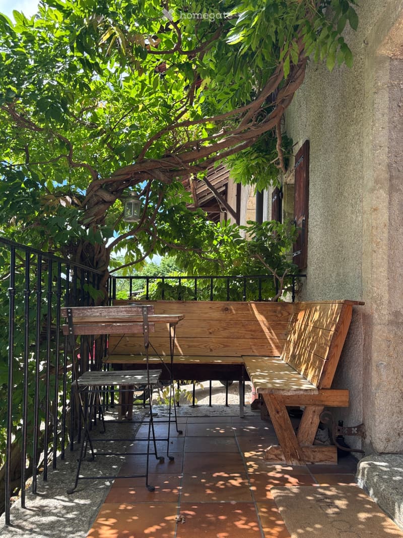 À VENDRE  Propriété de caractère à Berolle (12)