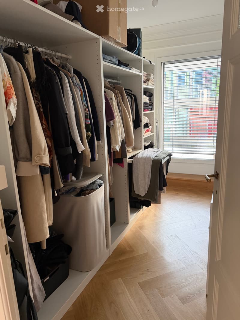 Appartement en Sous location secteur eaux vives (3)