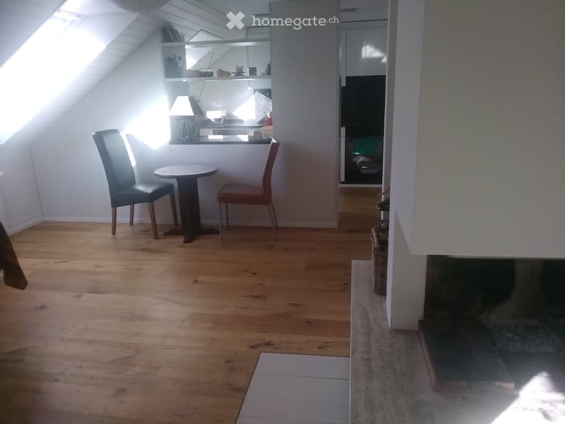 Möbliertes Zimmer frei ab 1. Juli für eine 2. Frau in WG (4)