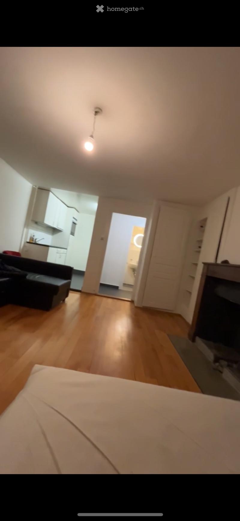 Appartement à Louer place du Bourg-De-Four (3)