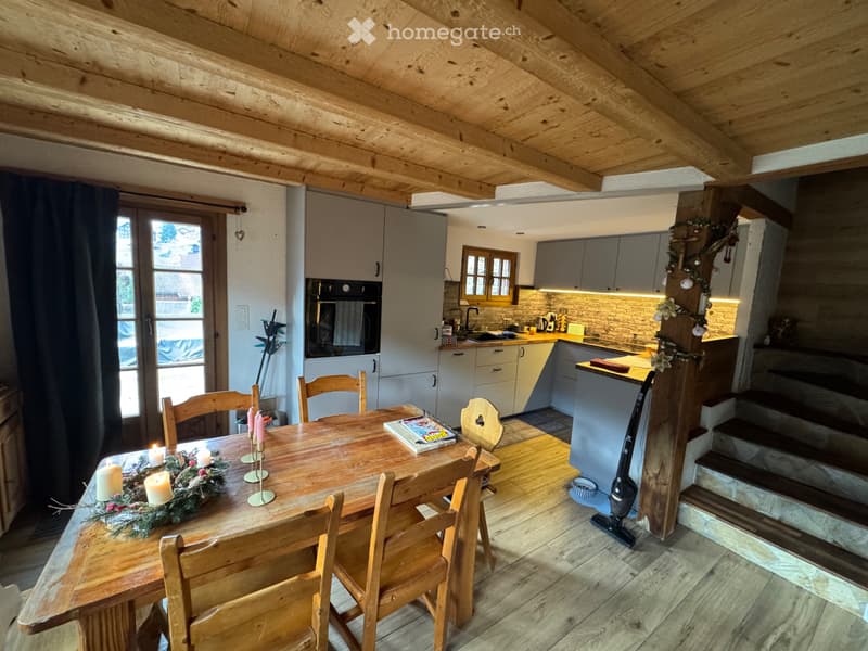 À louer - Magnifique chalet rénové (4,5 pièces) (2)