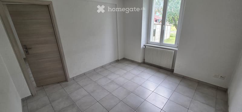 Maison individuelle dans un quartier calme de Courgenay (3)