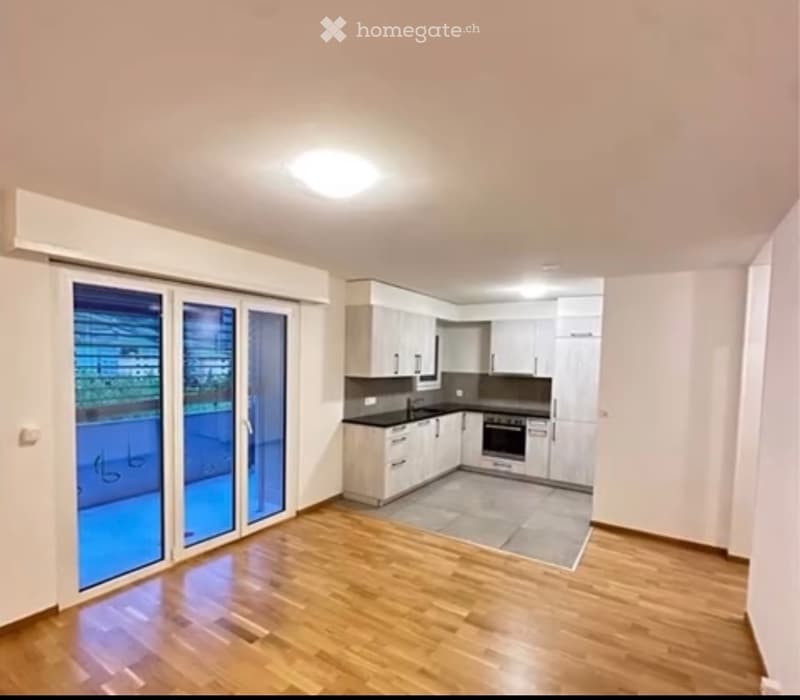 Appartement 2.5 pièces avec Balcon et place de parc (1)