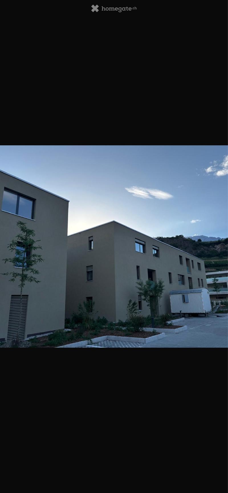 À louer studio meublé neuf avec terrasse à Uvrier (2)