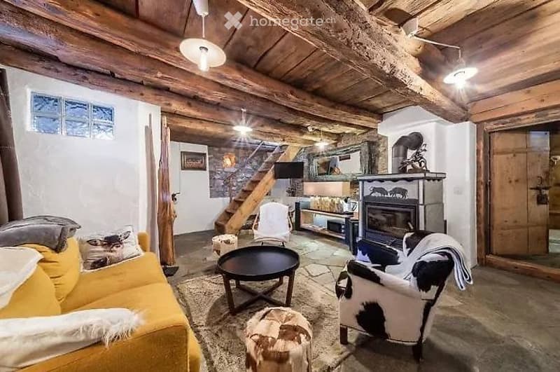 Objet rare : Magnifique chalet typique au cur d'Icogne (5)