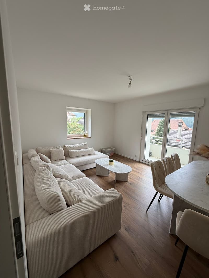 Appartement 3 pièces avec balcon à louer (libre de suite) (1)